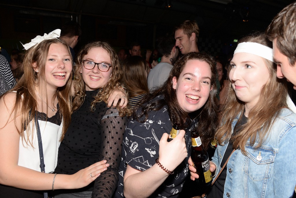 ../Images/Feest zonder naam 2019 284.jpg